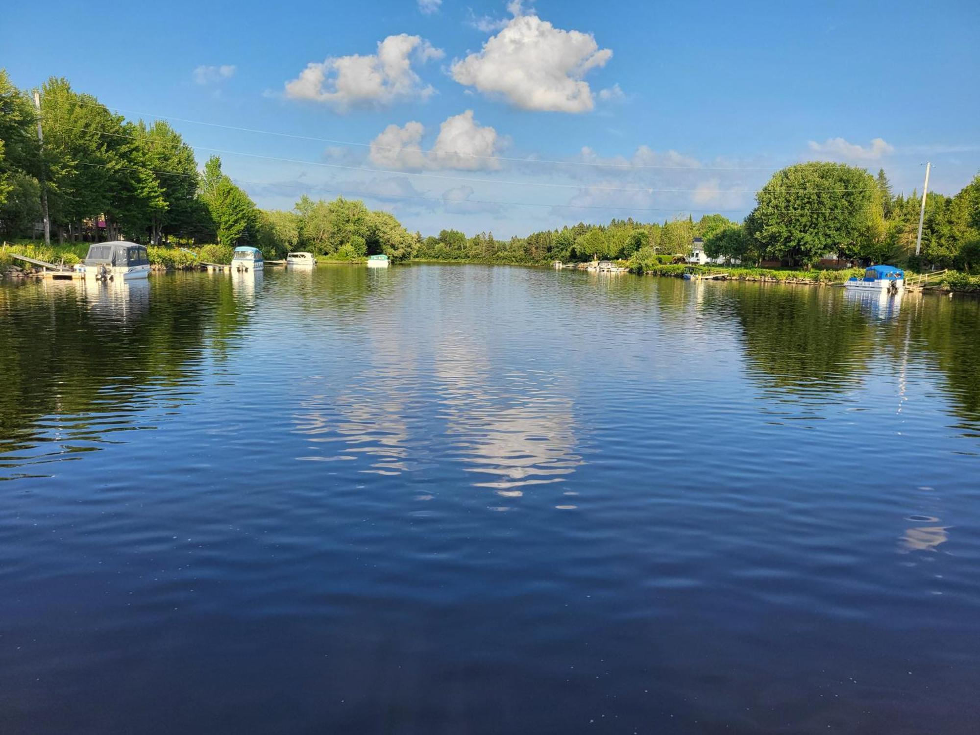Le Reflet De La Riviere B&B Weedon-Centre Экстерьер фото